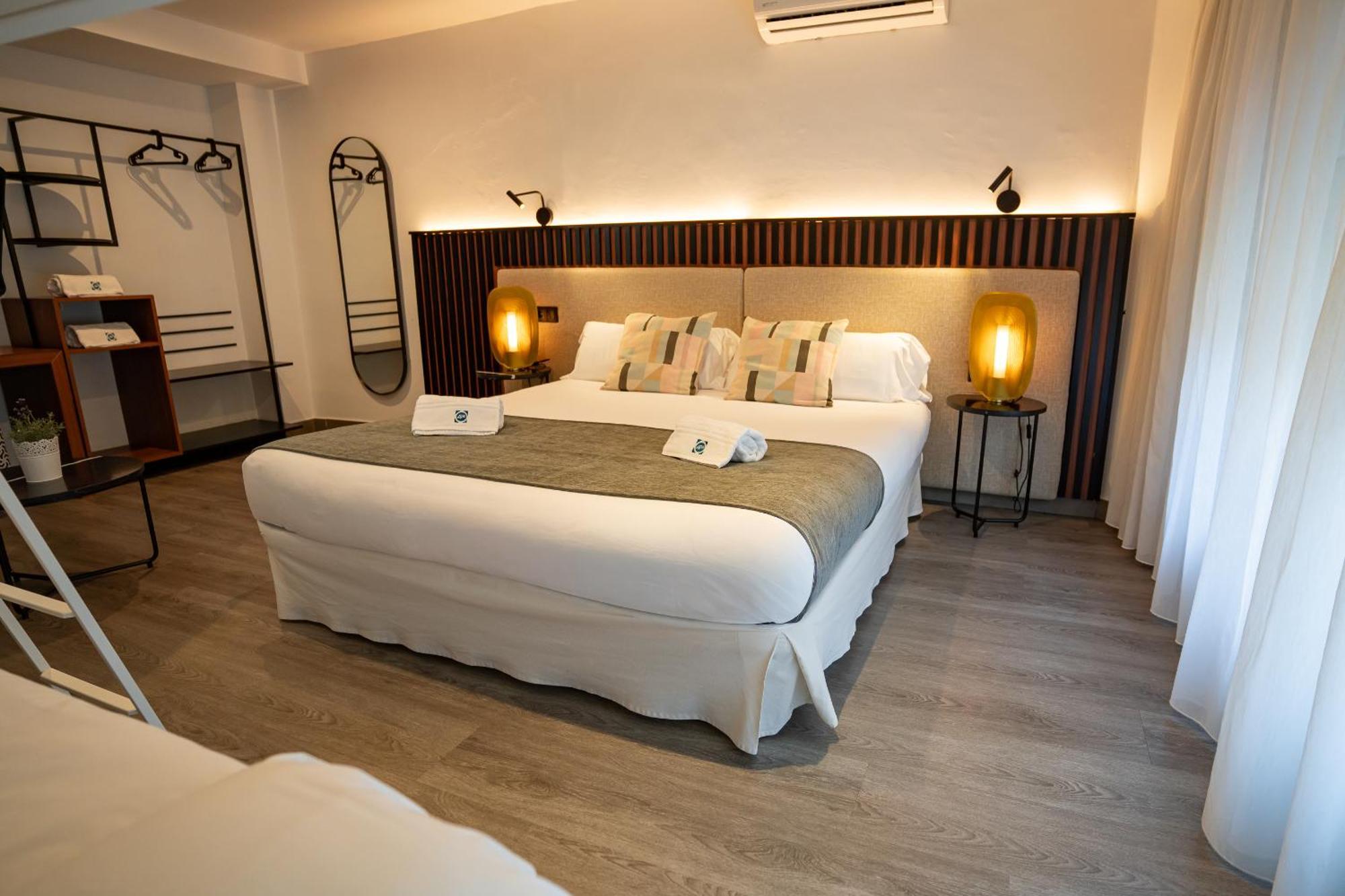 Isa Sevilla Suites — Photos 3